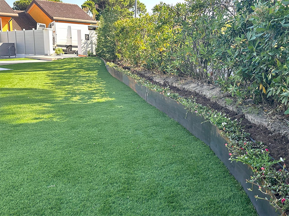 Can Non Infill Artificial Grass Re